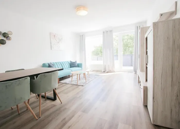 Modernes Und Zentrales 4 *